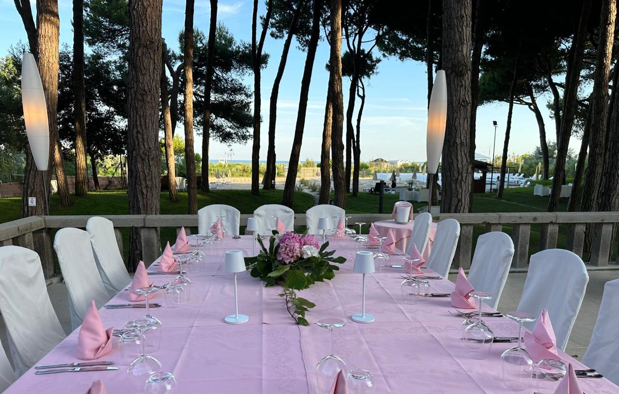Hotel Beau Rivage Pineta ليدو دي يسولو المظهر الخارجي الصورة